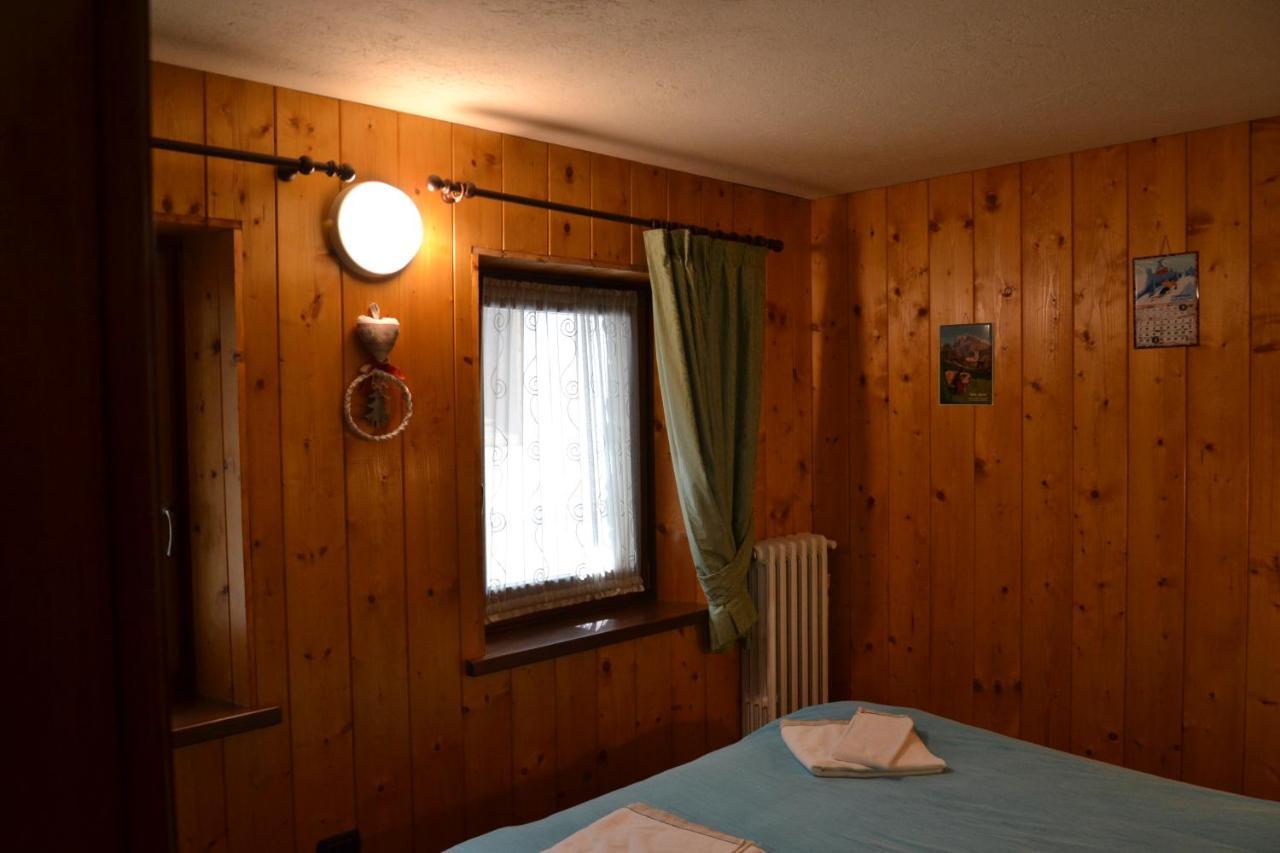 Alle Pendici Del Monte Rosa Champoluc Luaran gambar
